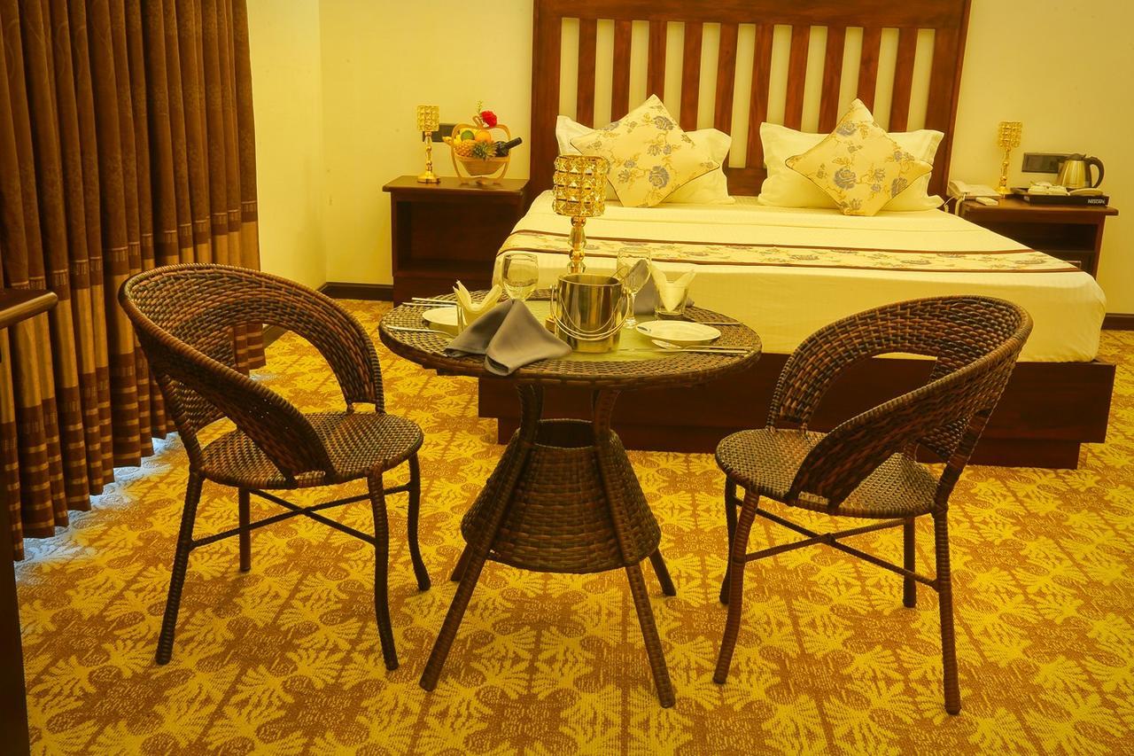 Euro Star Hotel Katunayaka Εξωτερικό φωτογραφία