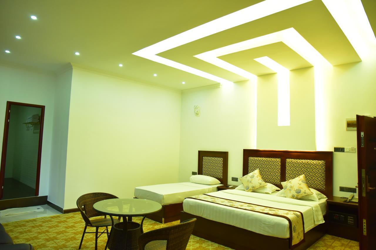 Euro Star Hotel Katunayaka Εξωτερικό φωτογραφία
